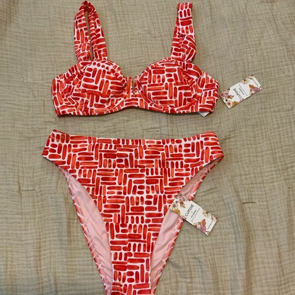 NWT Cupshe x Kittenish x JJD When in Rome Red Abstract Bikini Set Top Bottom - Picture 6 of 7